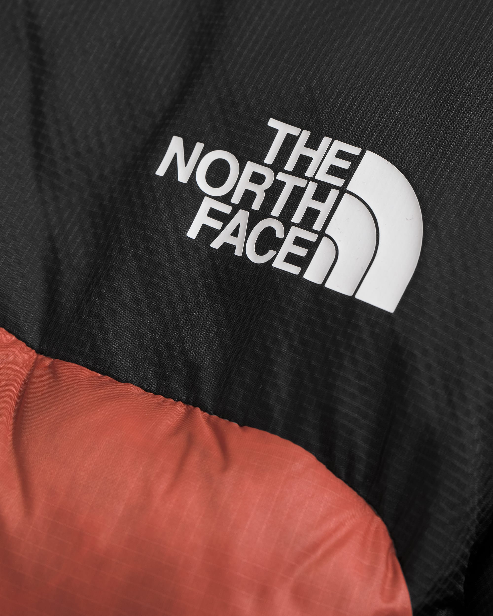 Womens Kalix Down Hoodie TNF DETAIL3