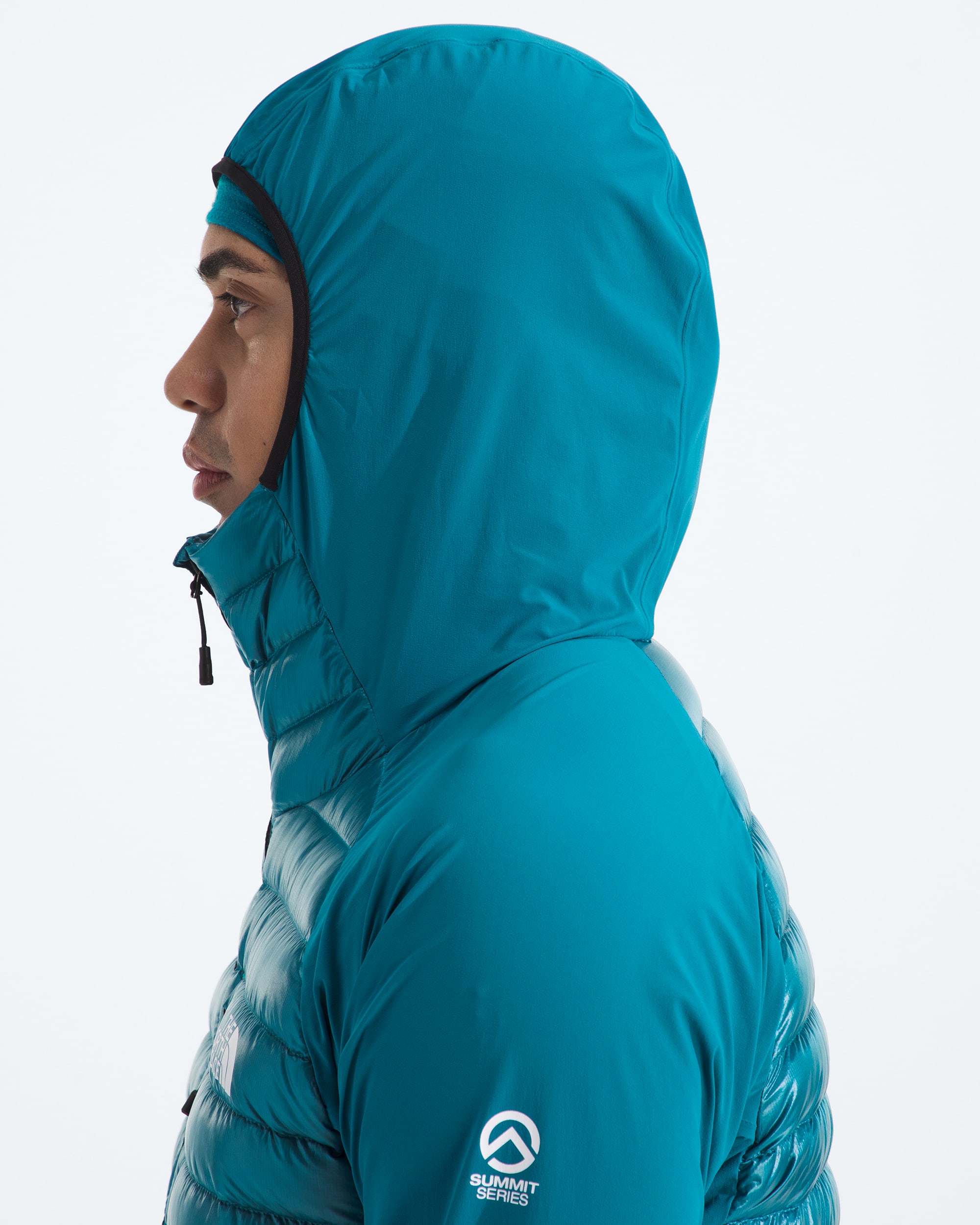 Mens Summit Series Breithorn LT Hybrid Hoodie TNF MODELHOOD2