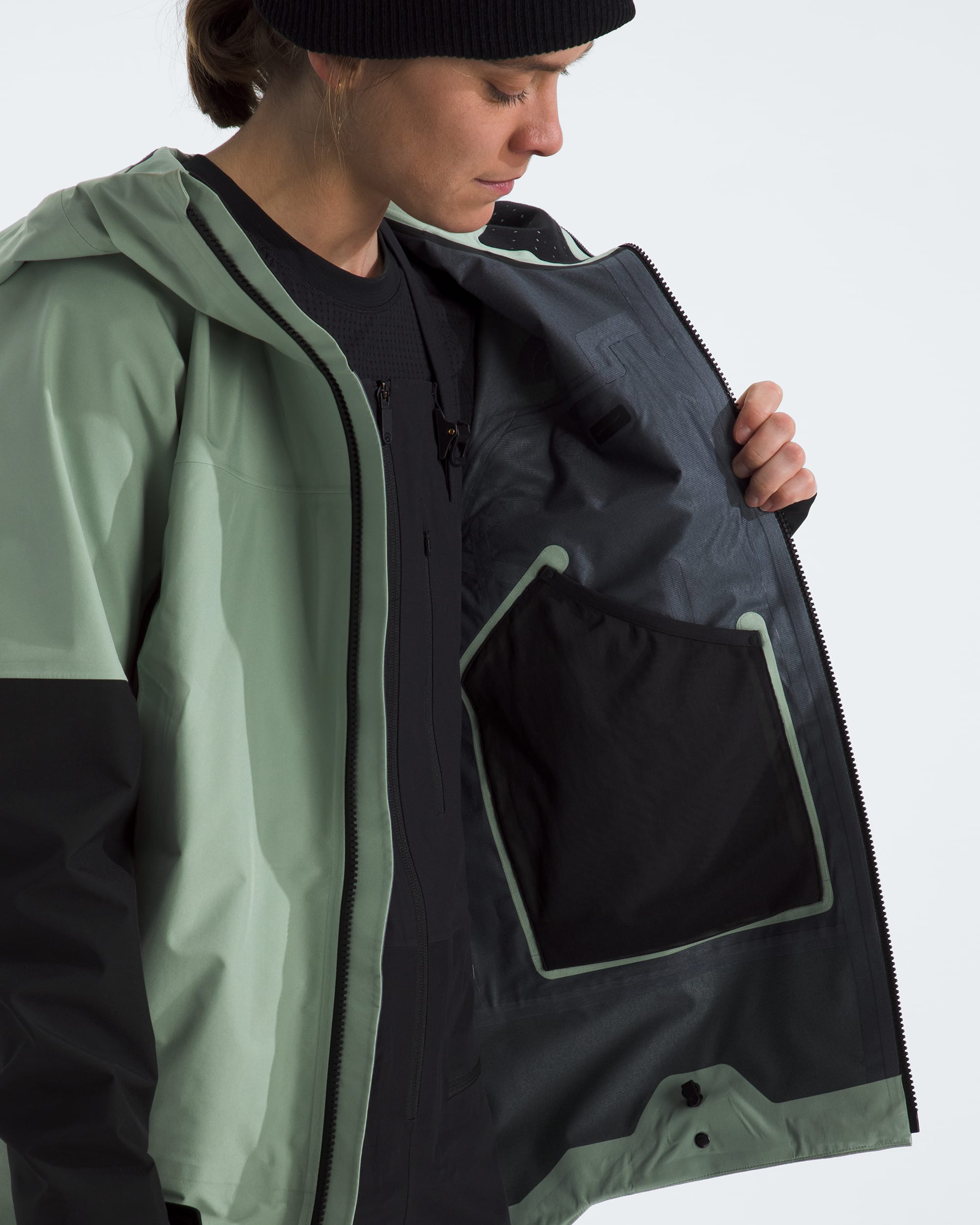 Womens Summit Series Eastwall GORETEX Jacket TNF MODELINT