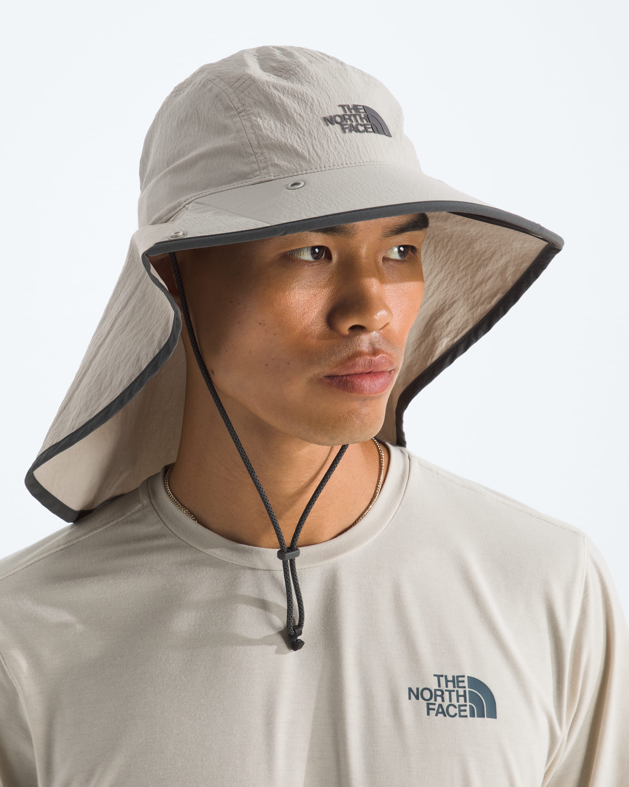 Class V Convertible Sunshield TNF MODELBACK