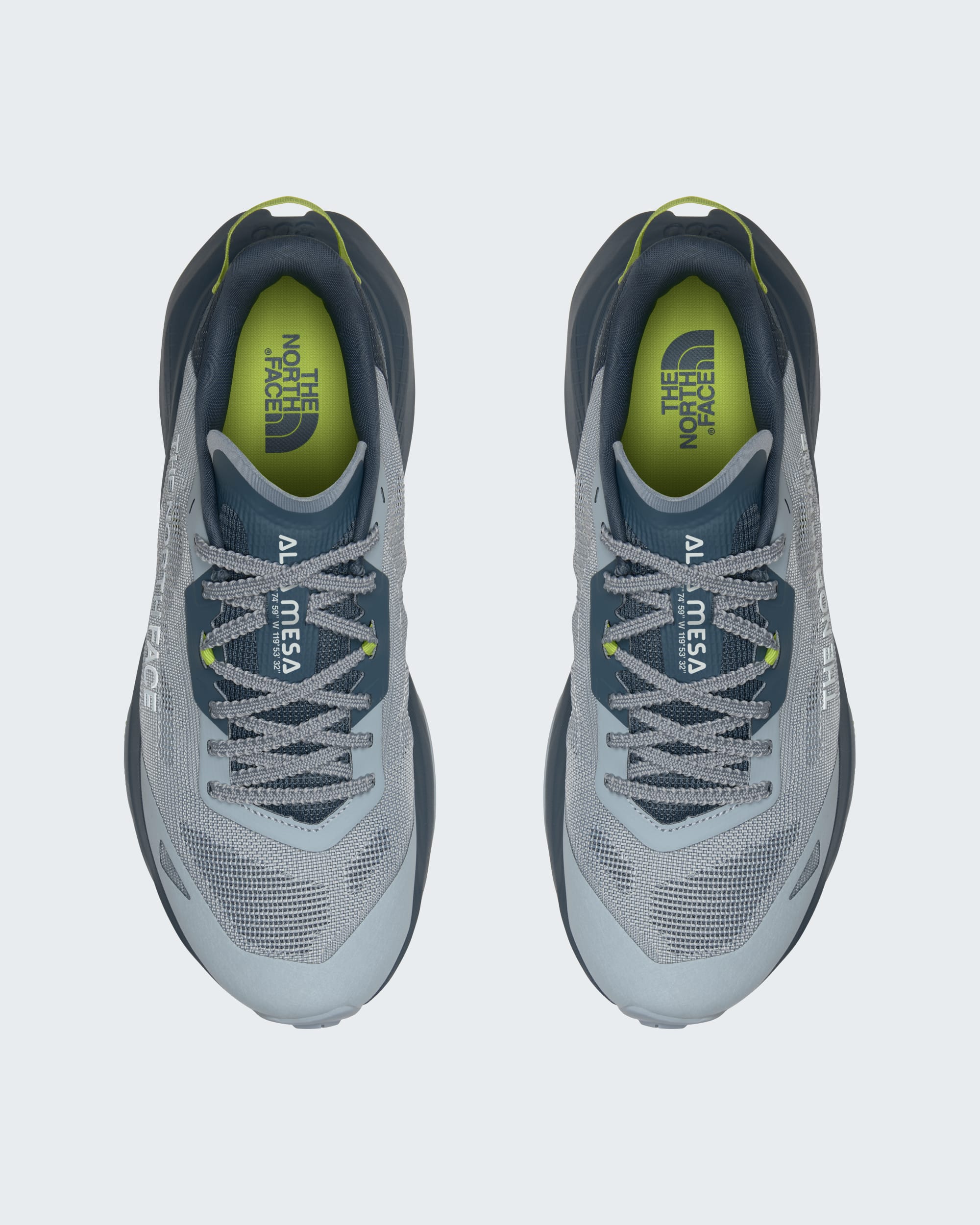 Mens Altamesa 300 V2 Shoes TNF DETAILINSTEP