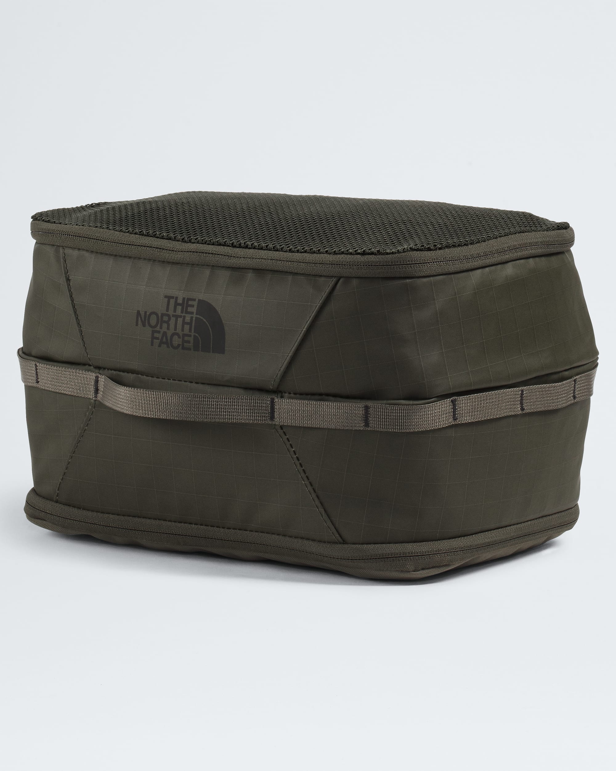 Base Camp Voyager Cube TNF HERO