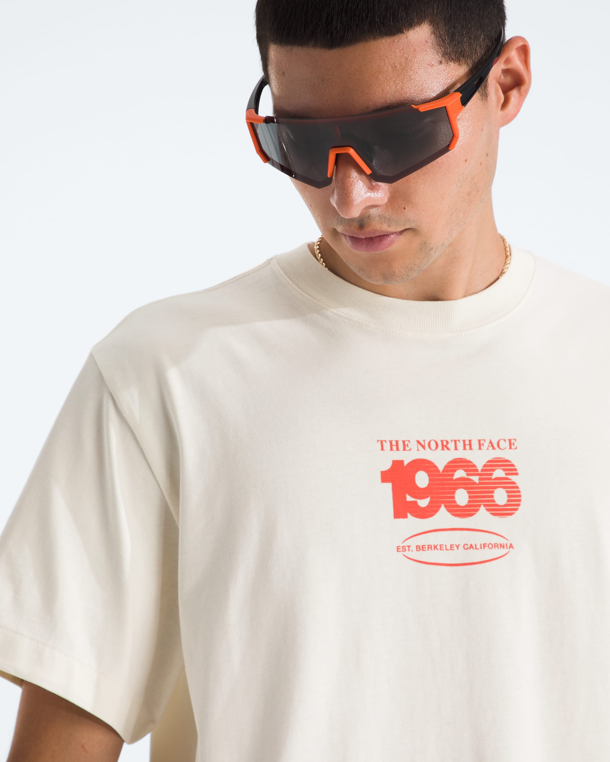 Men's Track Relaxed Short-Sleeve Tee—Graphic | The North Face