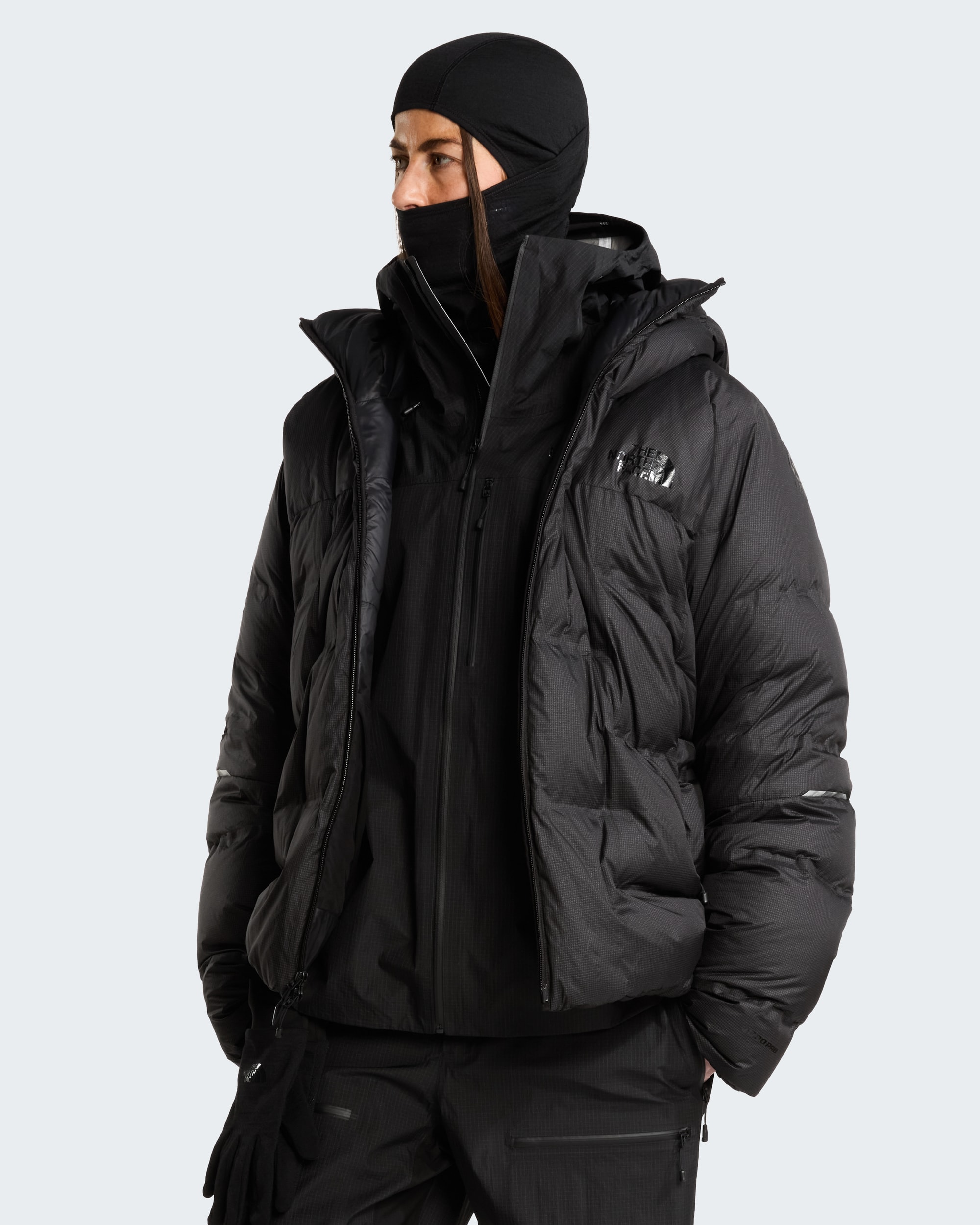 Mens Summit Series CLOUD DOWN AMK Parka TNF HERO3