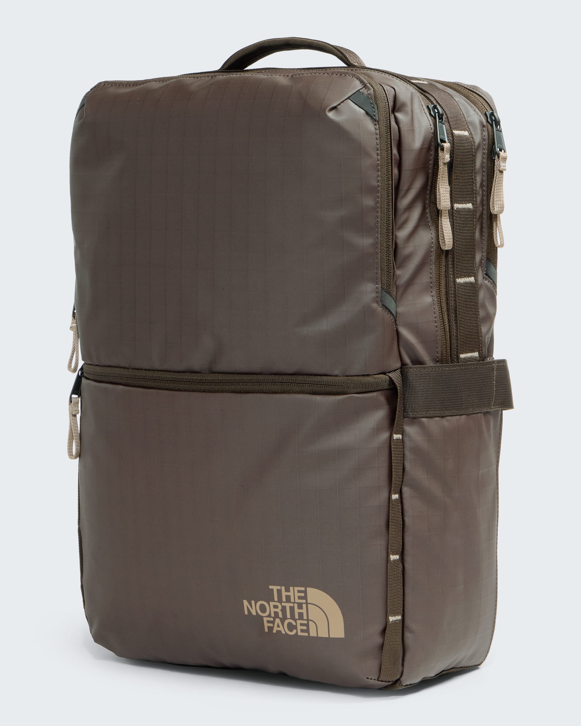 Base Camp Voyager Daypack  26L TNF FRONT34