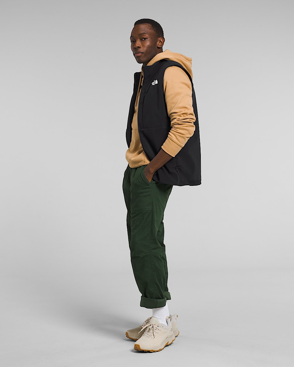 Mens Apex Bionic 3 Vest TNF MODEL34