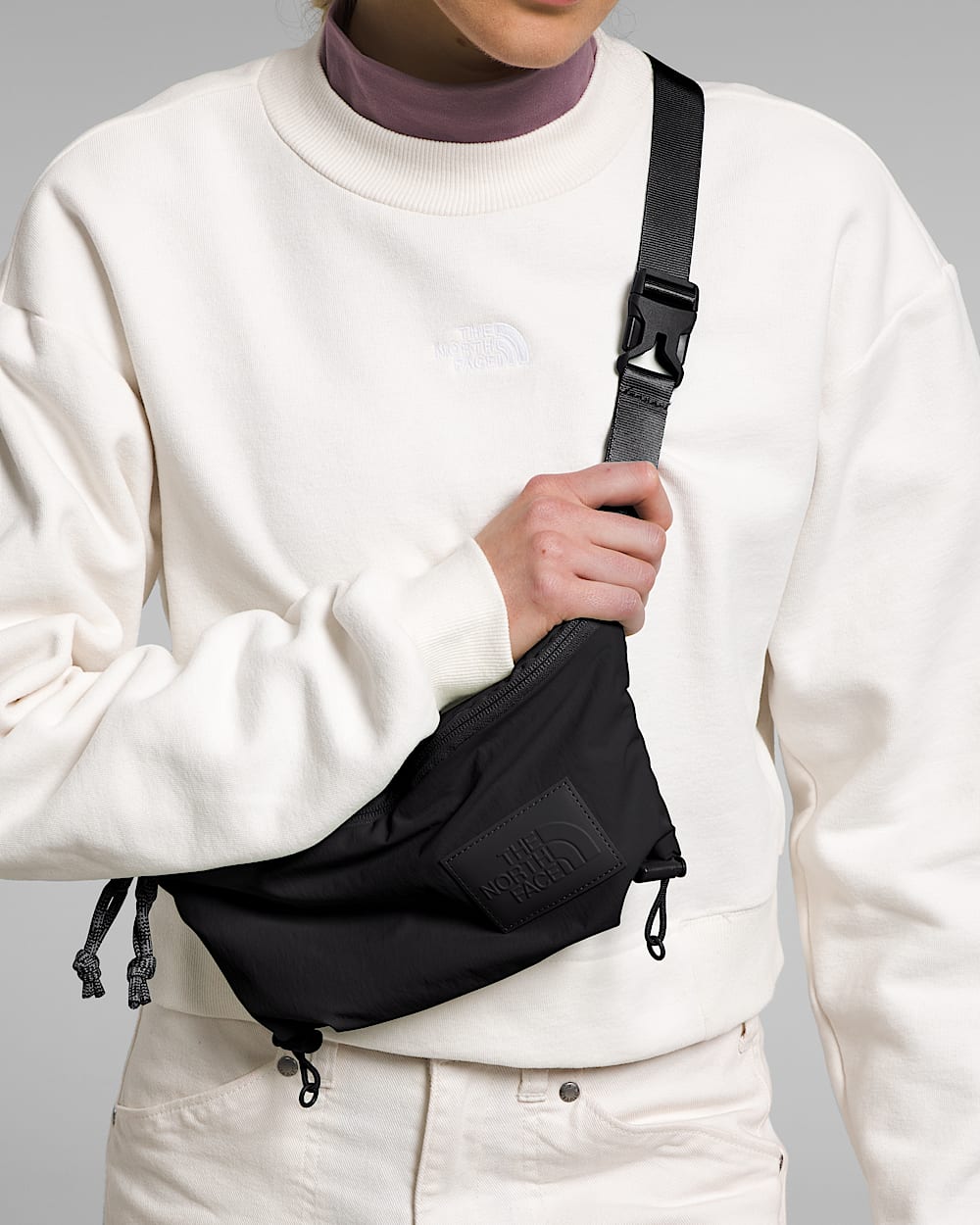 Womens Never Stop Lumbar TNF MODELBACK