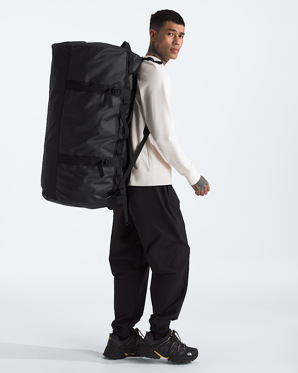 north face backpack base camp duffel The Small (50L) padded 15 laptop pocket is perfect for storing your laptop safely PureWow100: The North Face Base