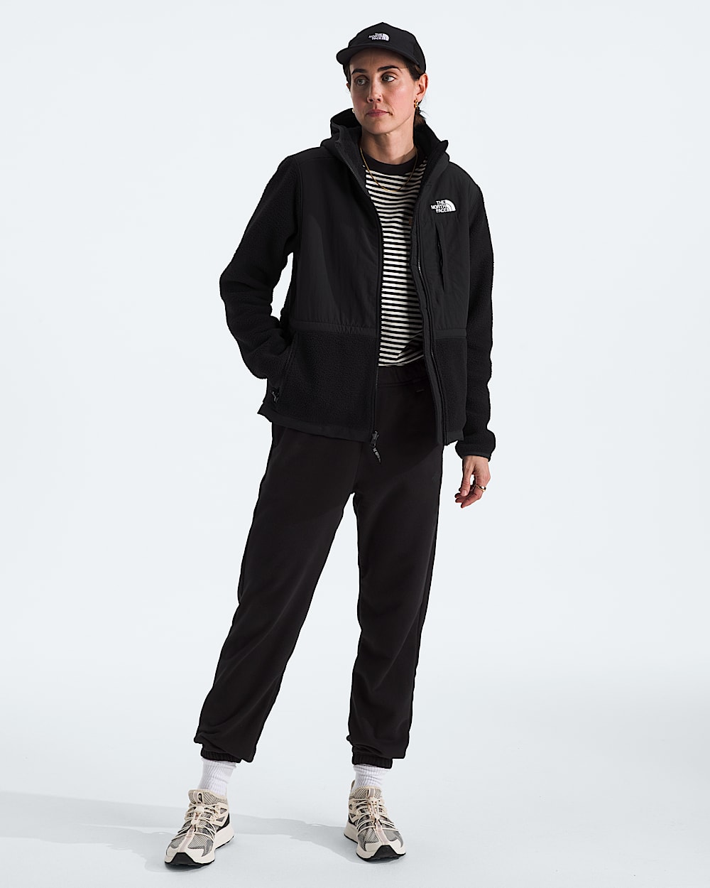 Womens Retro Denali Hoodie TNF HERO2