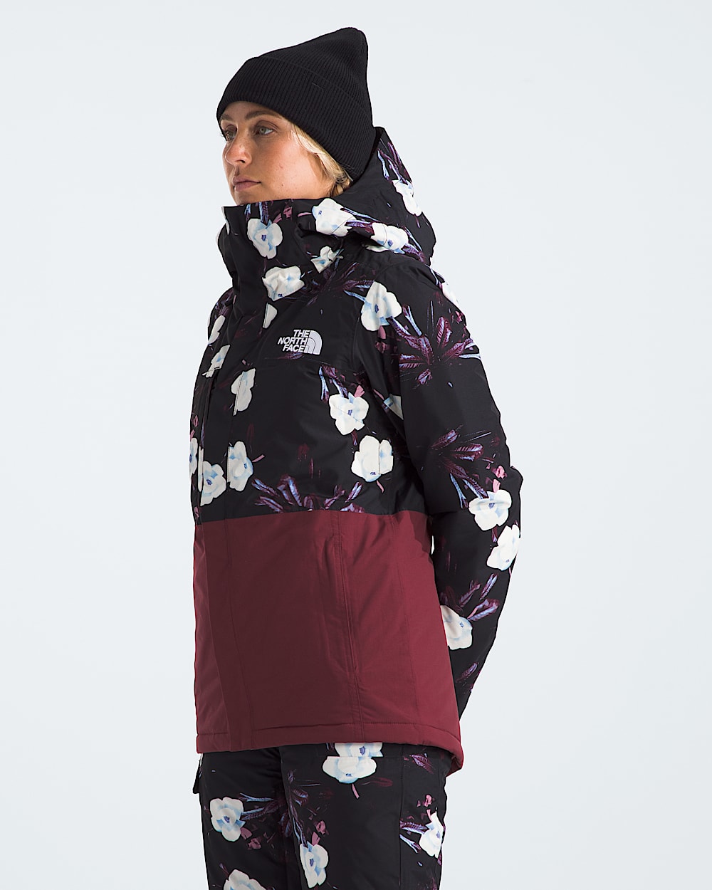 Womens Freedom Insulated Jacket TNF MODEL34