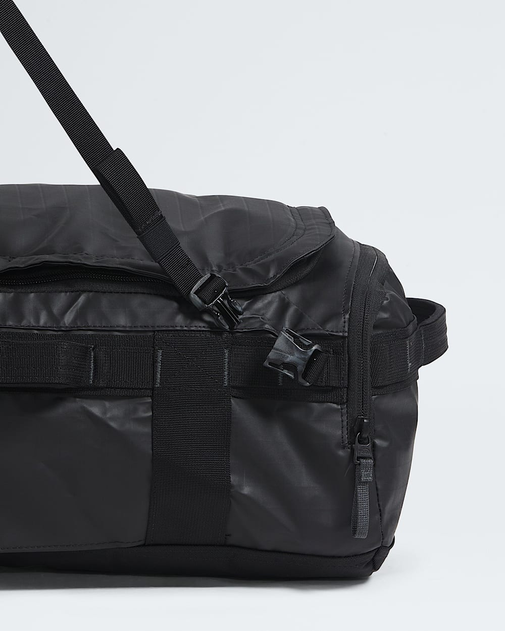 Base Camp Voyager Duffel32L TNF TNF BlackAsphalt Grey ALT3