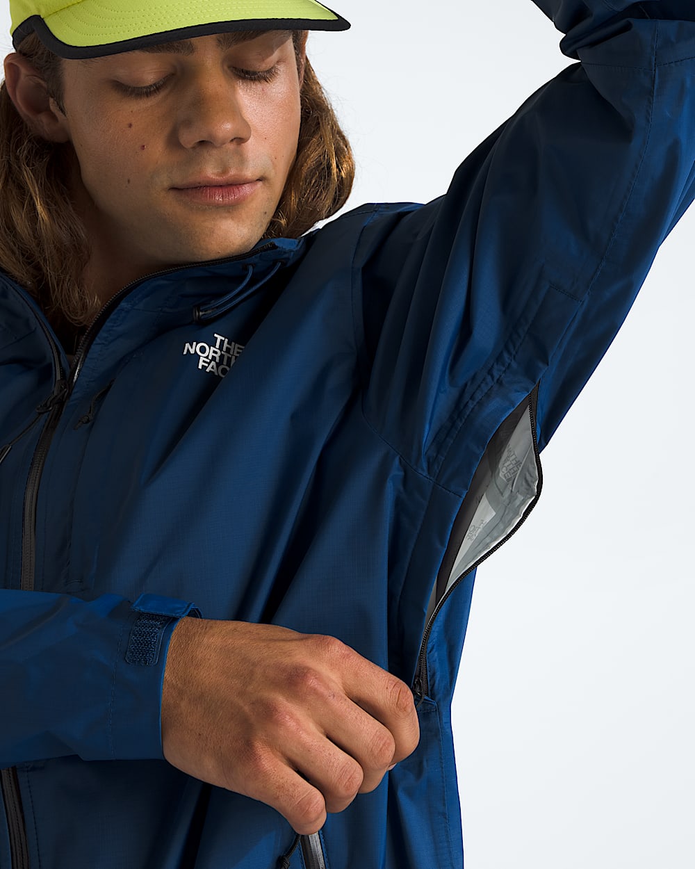 Mens Alta Vista Jacket TNF MODELALT2