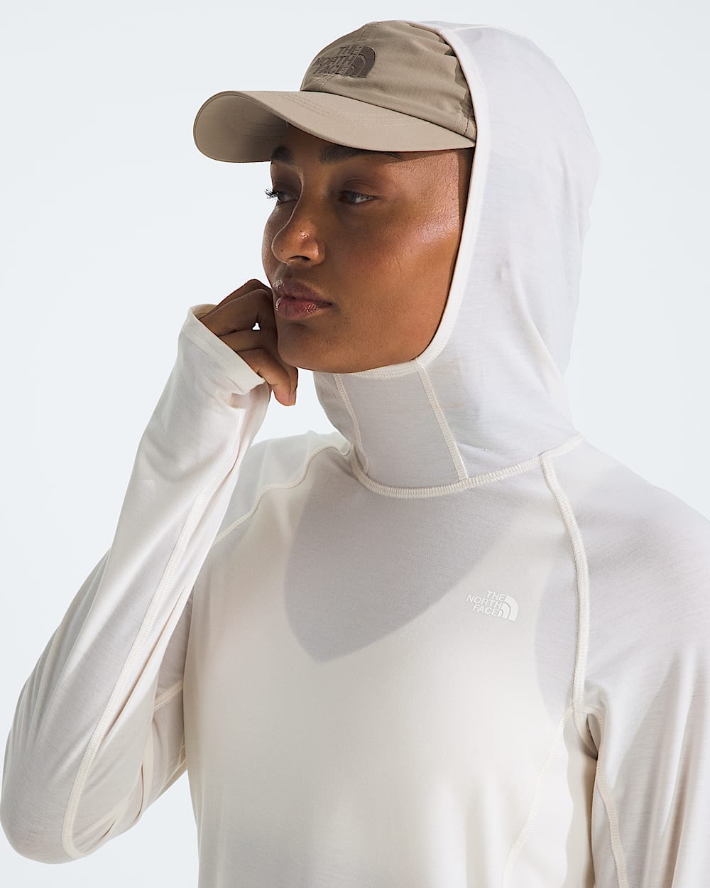 Womens Adventure Sun Hoodie TNF MODELHOOD2