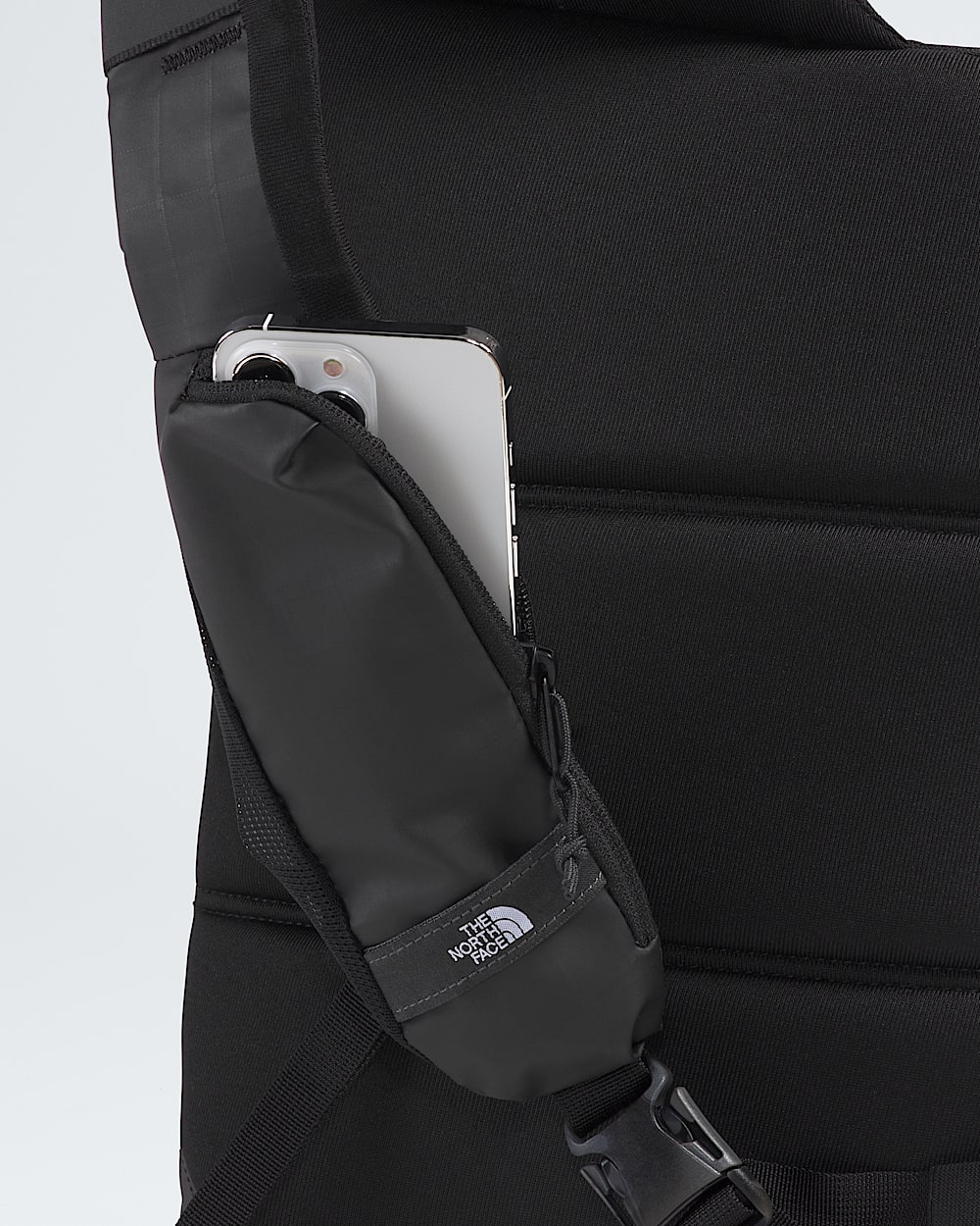 lingue Base Camp Voyager TNF DETAIL2