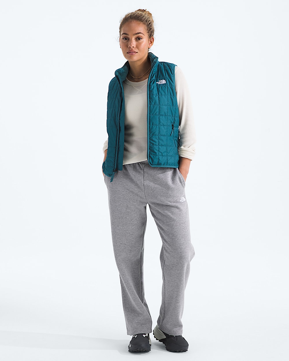 Womens Evolution Simple Dome StraightLeg Regular Pants TNF HERO2