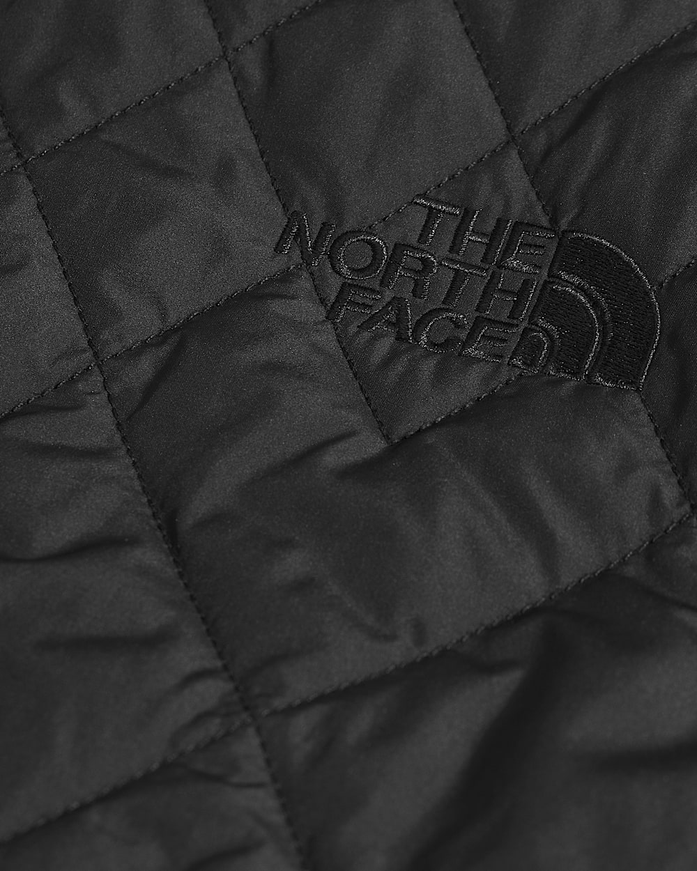 Womens Diamond Peak Insulated Vest TNF ALT1