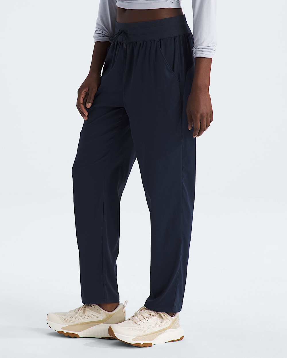 Womens Aphrodite Arise Ankle Pant TNF MODEL34