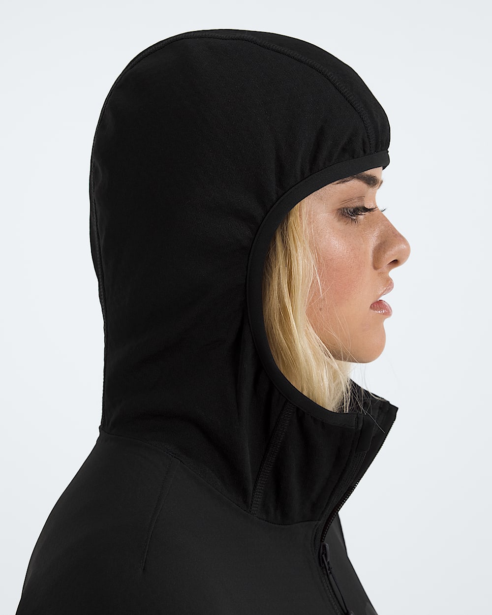 Womens TNF HKe Tek Approach Jacket TNF MODELHOOD2
