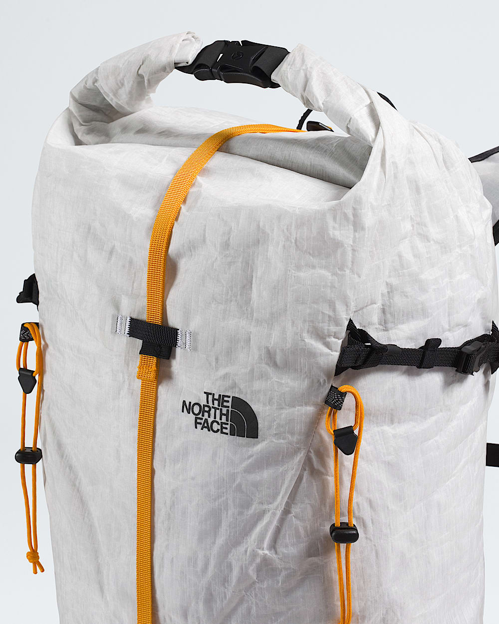 Summit Series Advanced Mountain Kit 25L Pack TNF ALT2