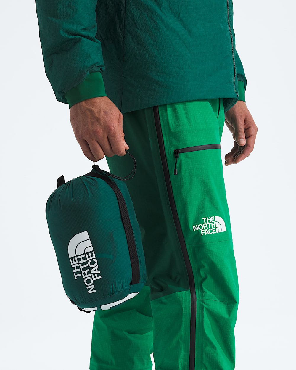 Mens Summit Series CLOUD DOWN AMK Pants TNF MODELALT6