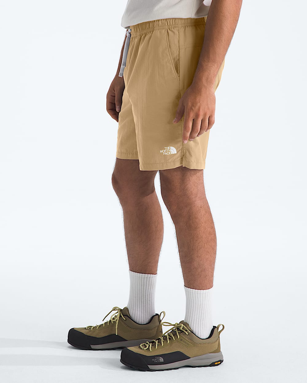 Mens Action Shorts 20 TNF MODEL34