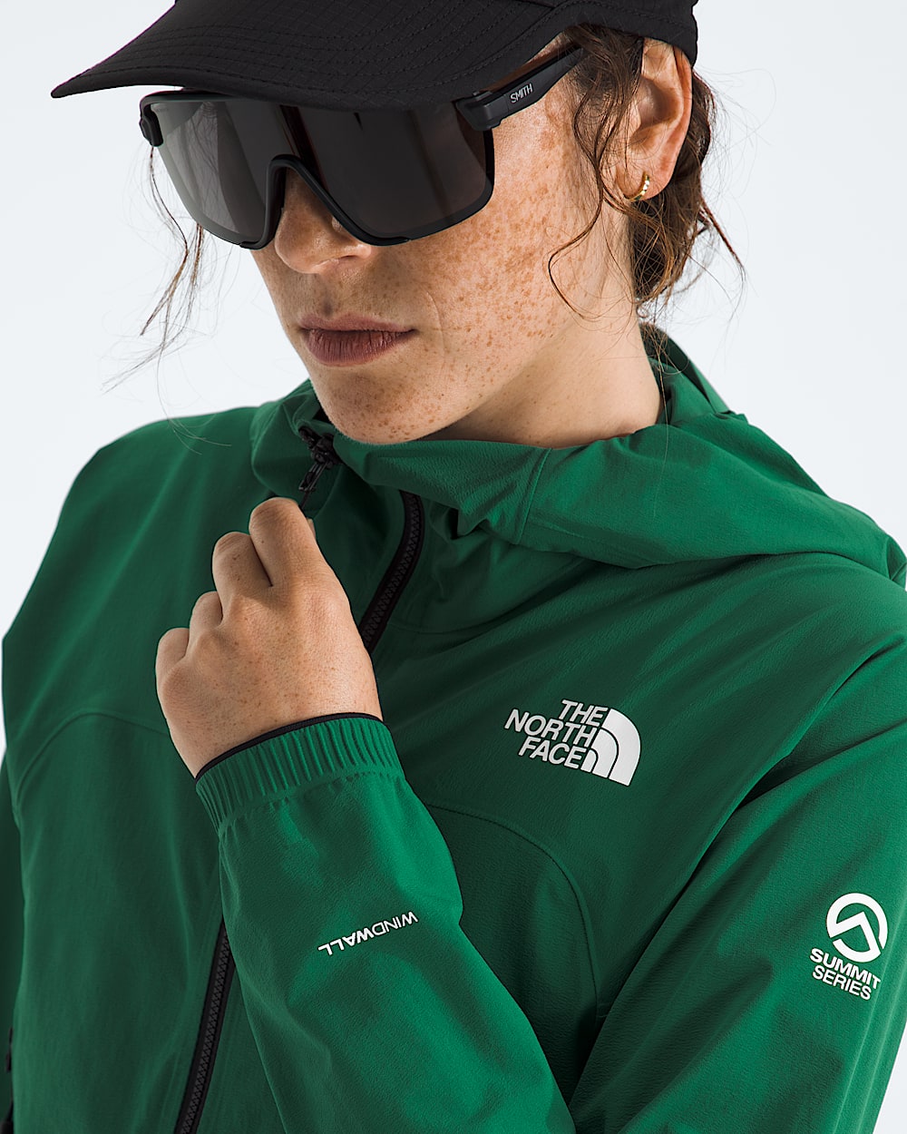 Womens Summit Series Off Width Jacket TNF ALT1