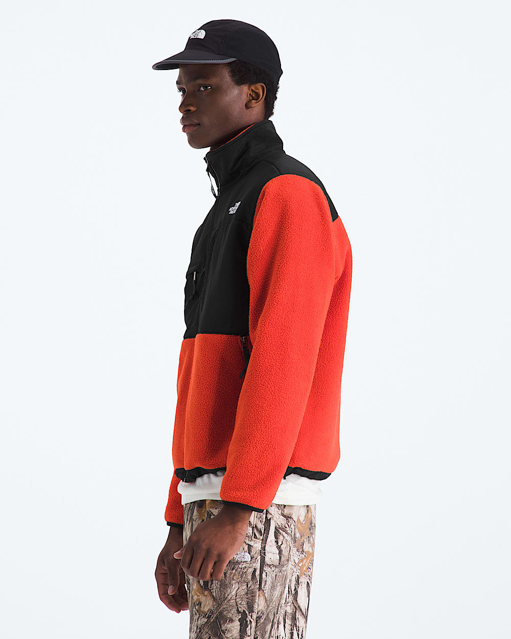 Mens Retro Denali Jacket TNF MODEL34