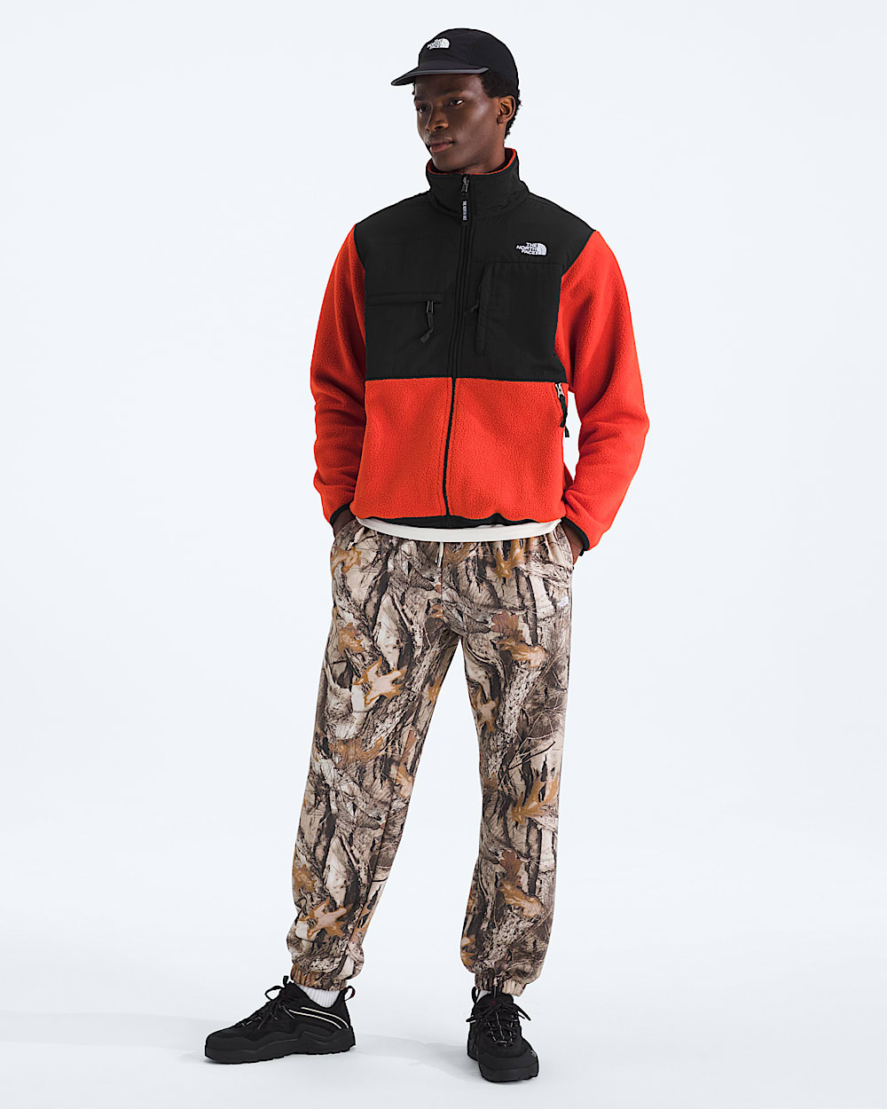 Mens Retro Denali Jacket TNF HERO2