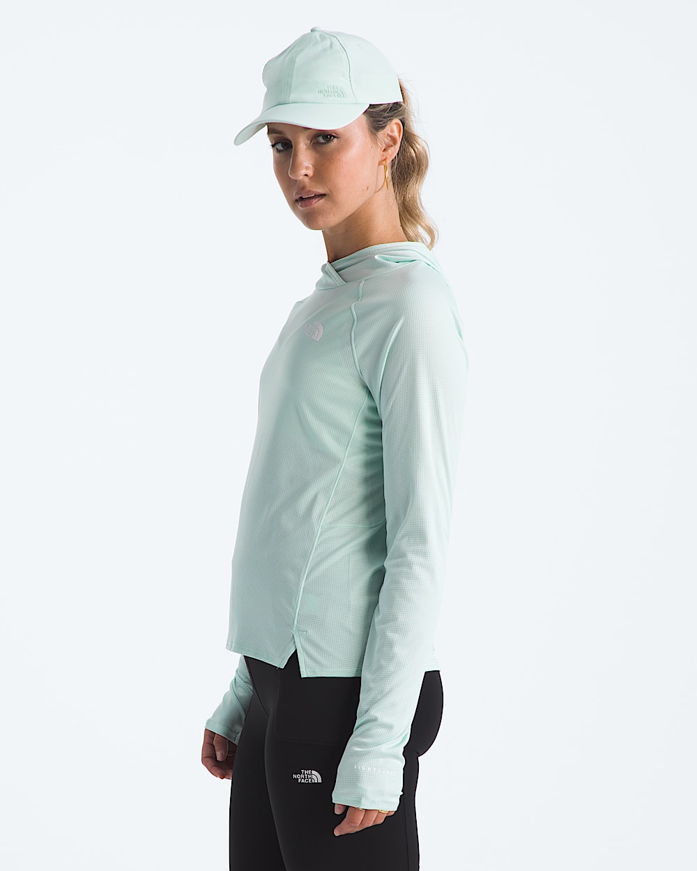 Womens Sunriser Hoodie TNF MODEL34