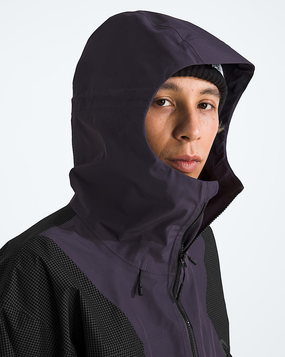 Unisex HKe Spectra GORETEX Mountain Light Jacket TNF MODELHOOD2