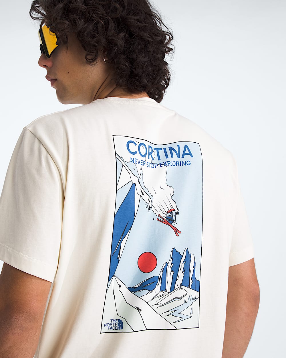 Mens Mountain Celebration Regular ShortSleeve TeeGraphic TNF HERO2