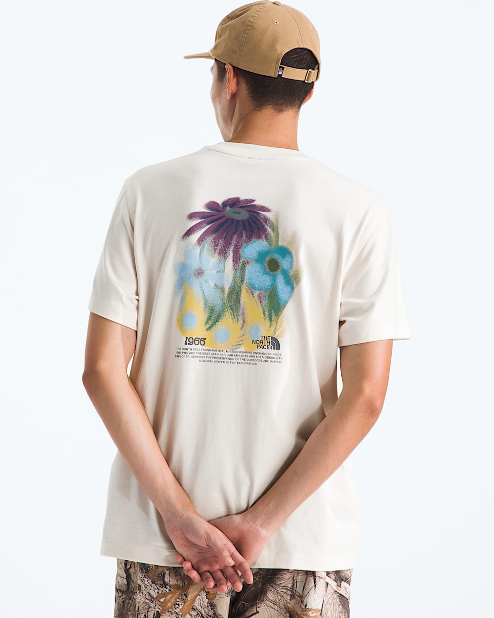 04015● THE NORTH FACE × Taylor design Men's 1966 Flora Relaxed Short-Sleeve Tee—Graphic | The North Face