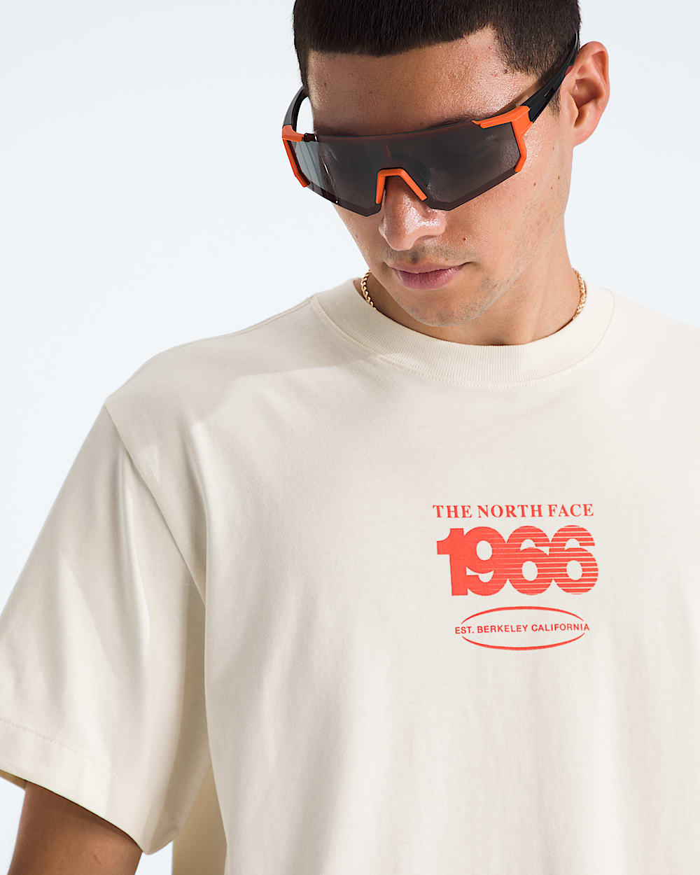 Mens Track Relaxed ShortSleeve TeeGraphic TNF HERO2