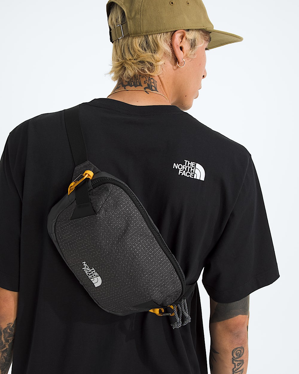 north face backpack with fanny pack The Explore Hip Pack, OS, Summit Gold/TNF Black-NPF resistant finish make it an ideal companion for activities where weight and protection from moisture are crucial The North Face Dayhiker Reviews