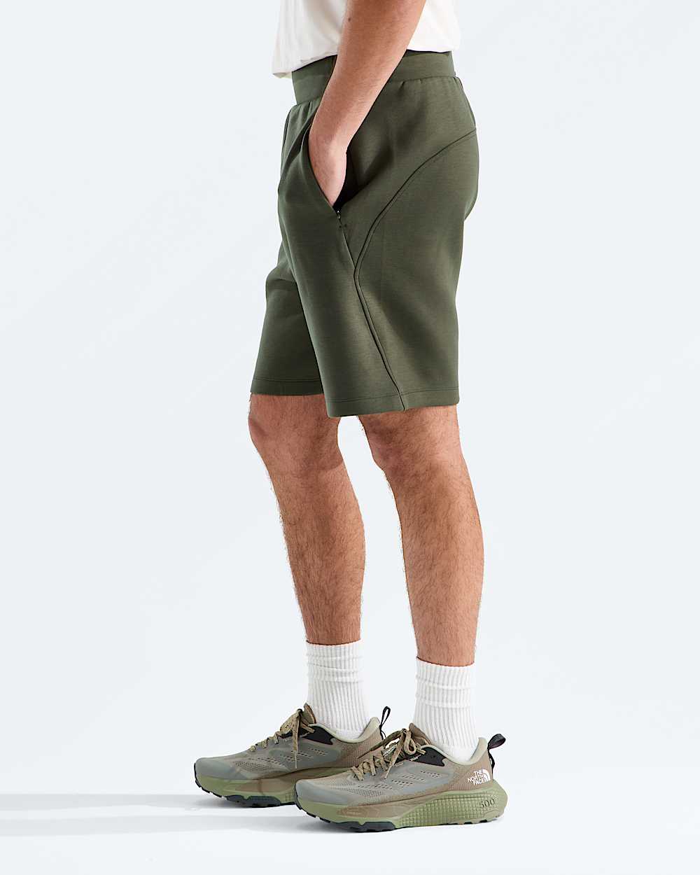 Mens Dynamic Short TNF MODEL34