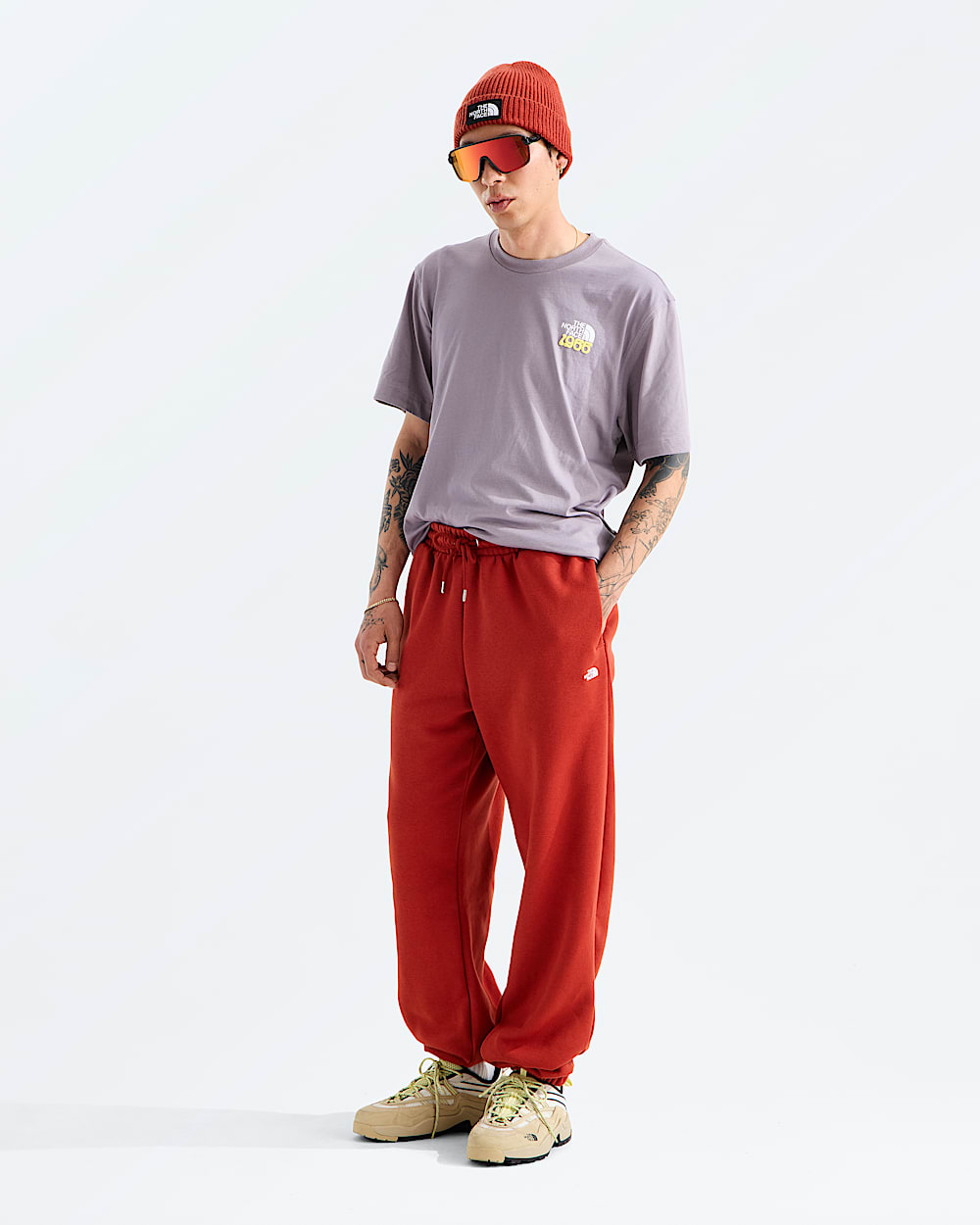 Mens TNF Essential Simple Dome Relaxed Pant TNF HERO2