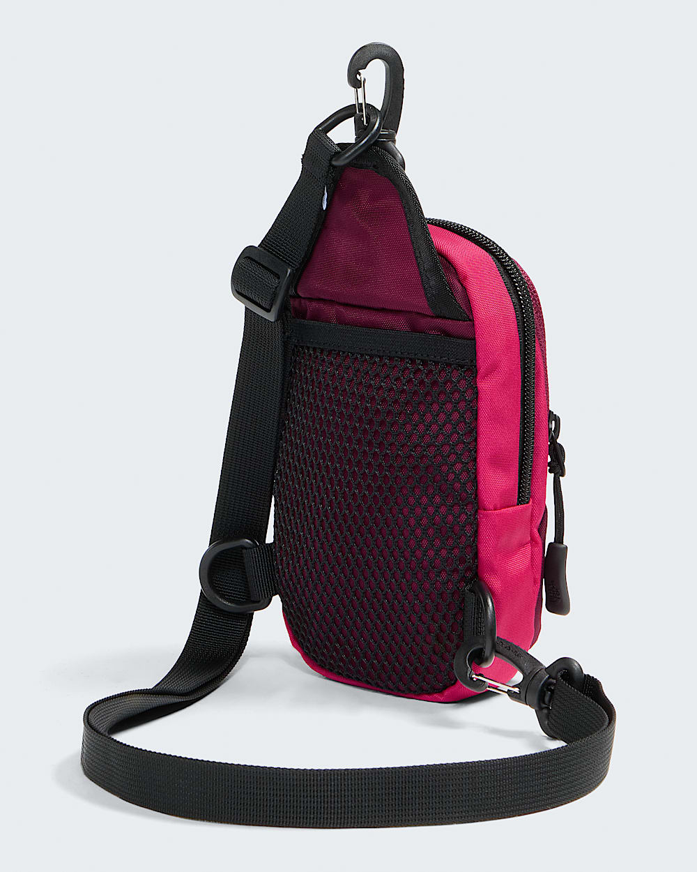 Hot Shot Crossbody TNF BACK