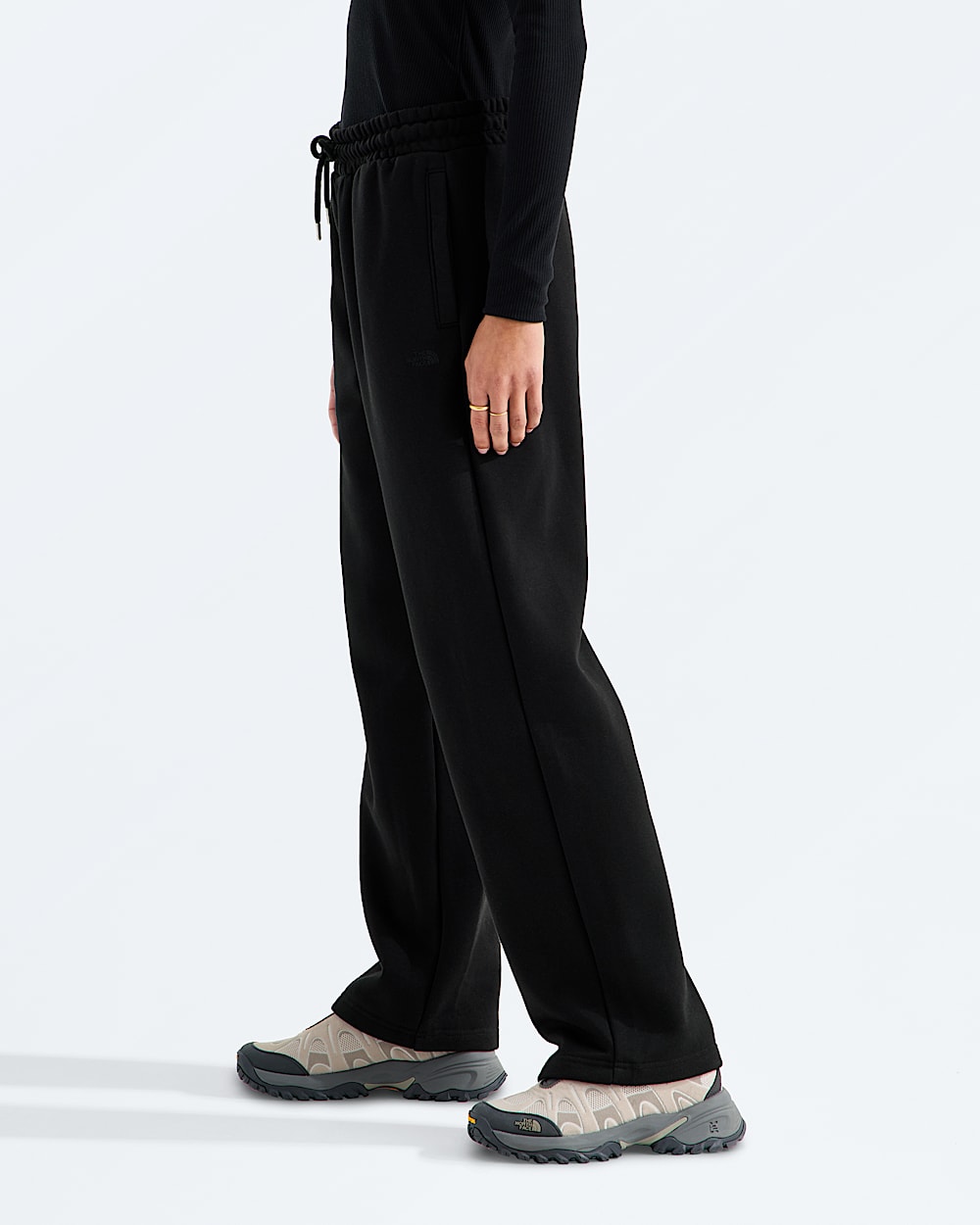 Womens TNF Essential Simple Dome StraightLeg Relaxed Pants TNF MODEL34