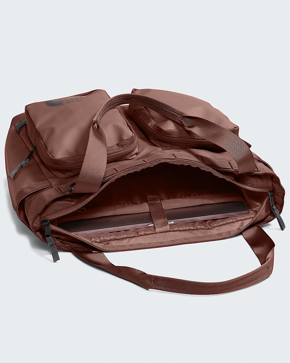 Base Camp Voyager Tote TNF INT