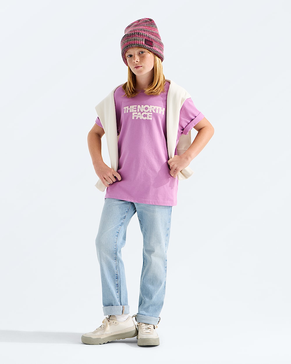 Girls Chalbi Relaxed ShortSleeve TeeGraphic TNF HERO2
