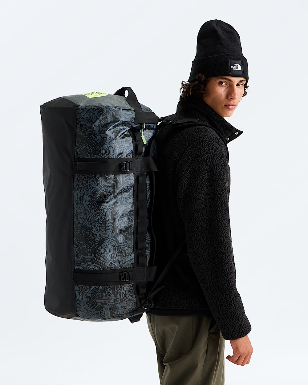 Base Camp DuffelL TNF MODELBACK