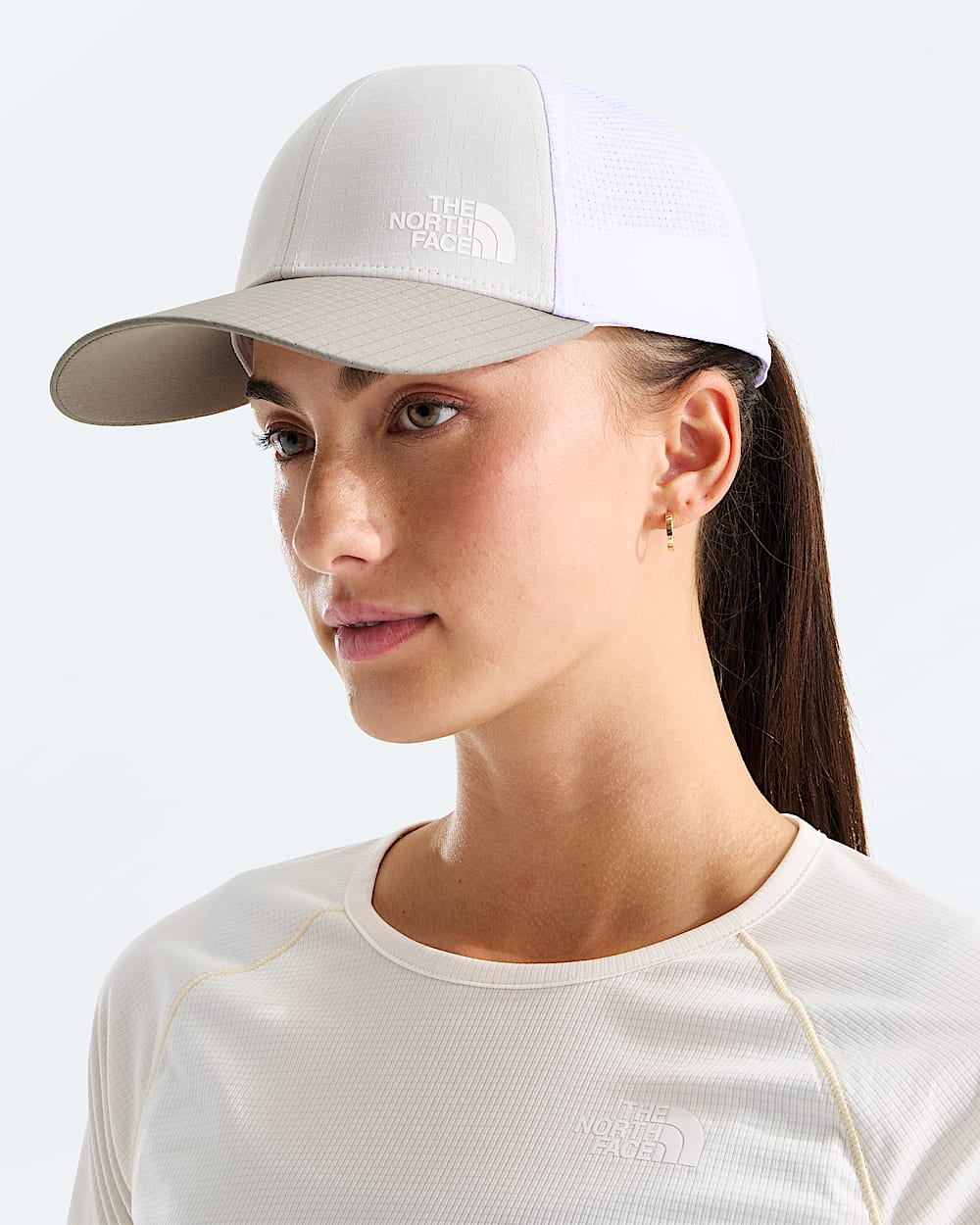 Summer LT Trucker Hat TNF MODELBACK