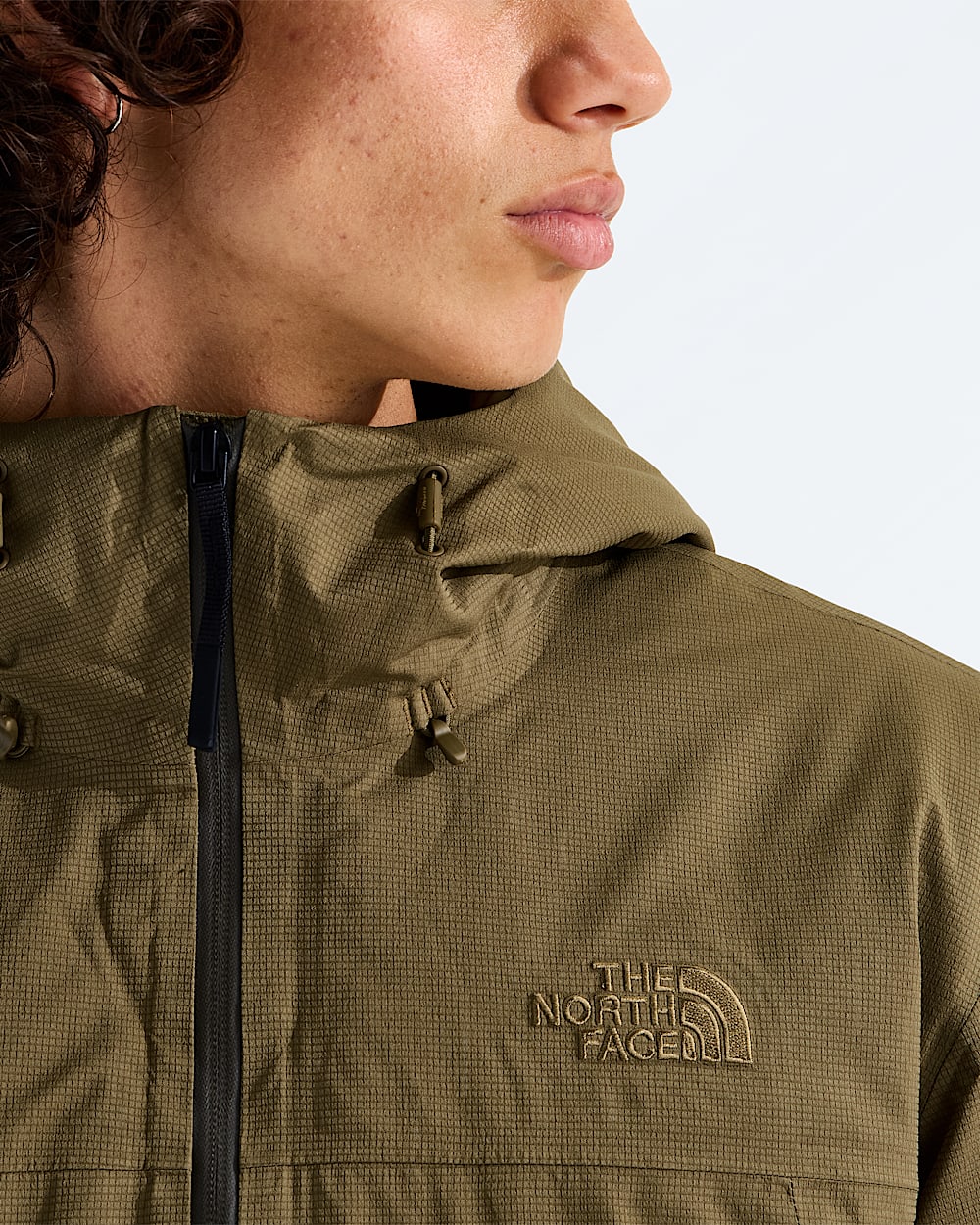 Mens TNF Range Lightweight Hooded Parka TNF MODELCLOSE1