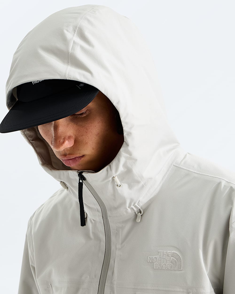 Mens TNF Range Lightweight Hooded Jacket TNF MODELHOOD2