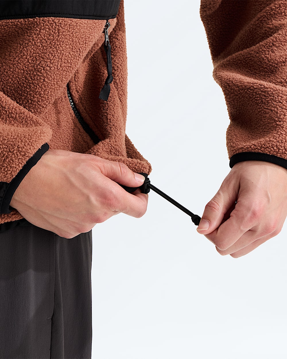Mens Retro Denali Jacket TNF DETAIL1