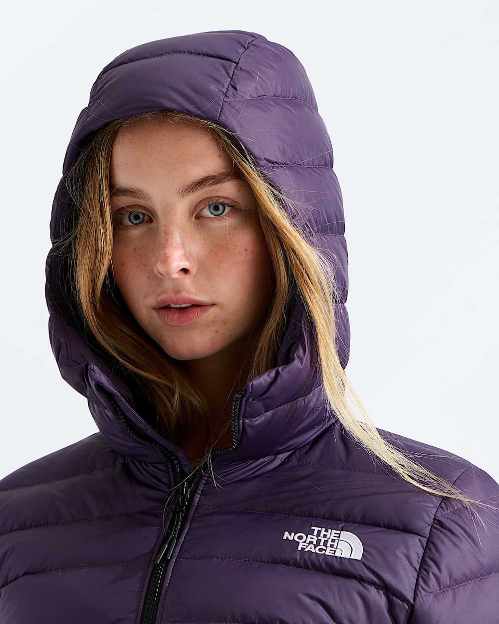 Womens Classic Down Hooded Jacket TNF MODELHOOD2