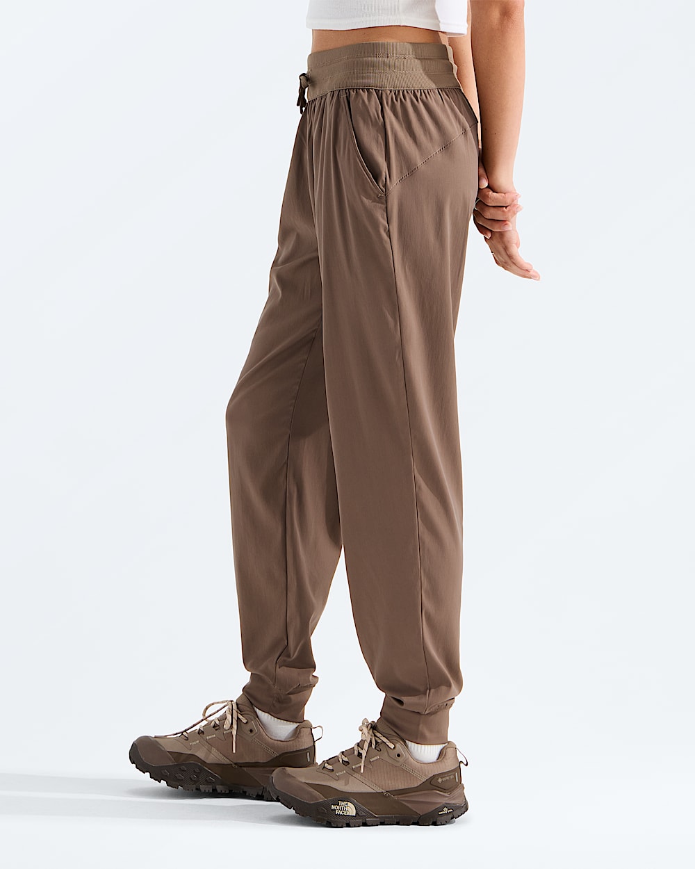 Womens Aphrodite Arise Joggers TNF MODEL34