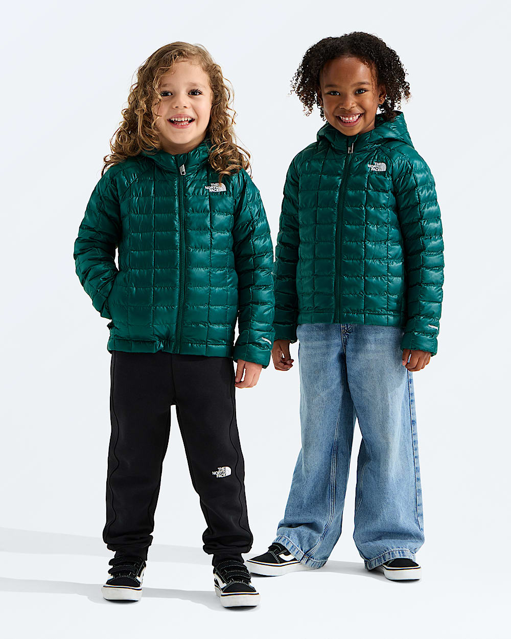 Kids THERMOBALL Hooded Jacket TNF Main