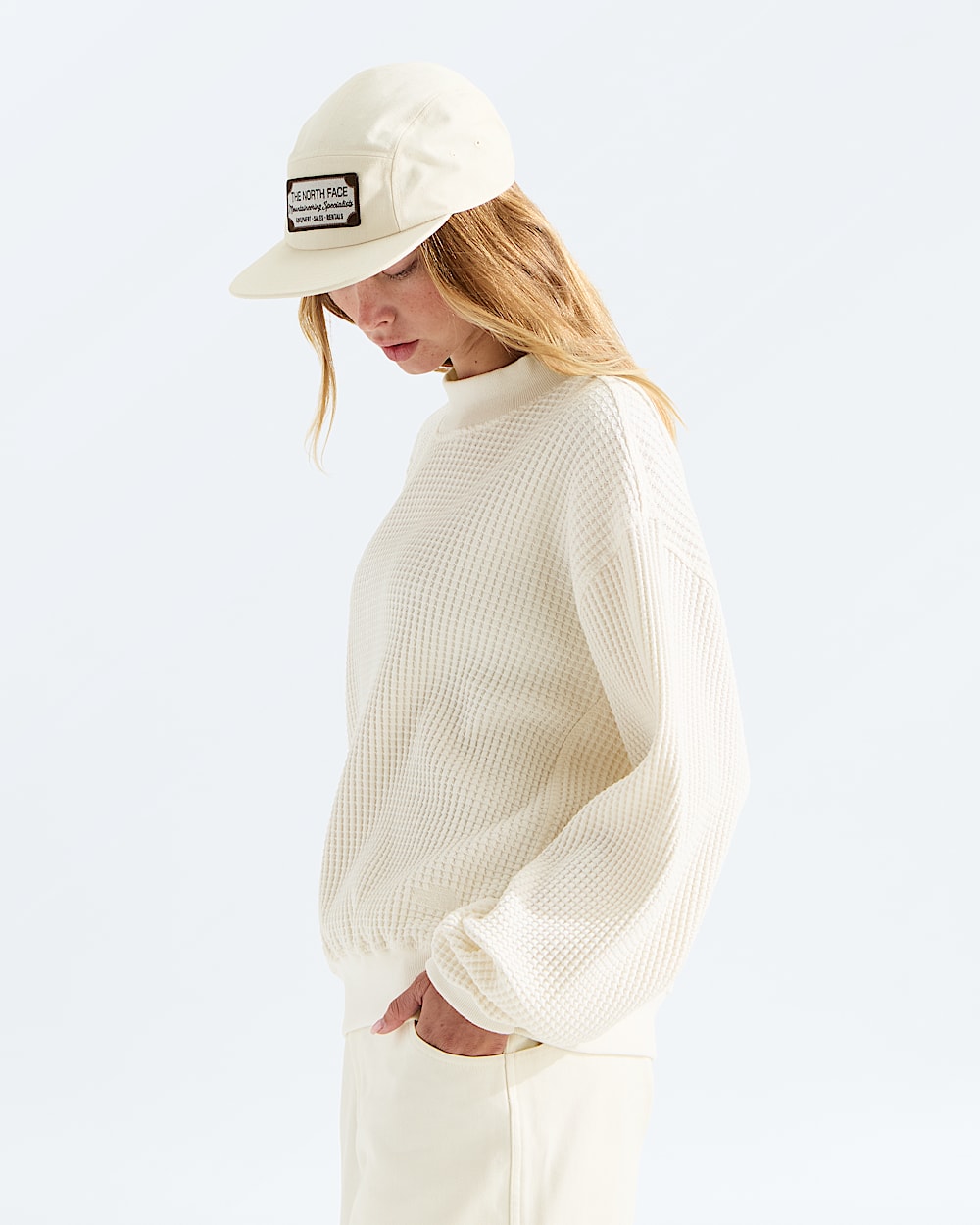 Womens Chabot 20 MockNeck TNF MODEL34