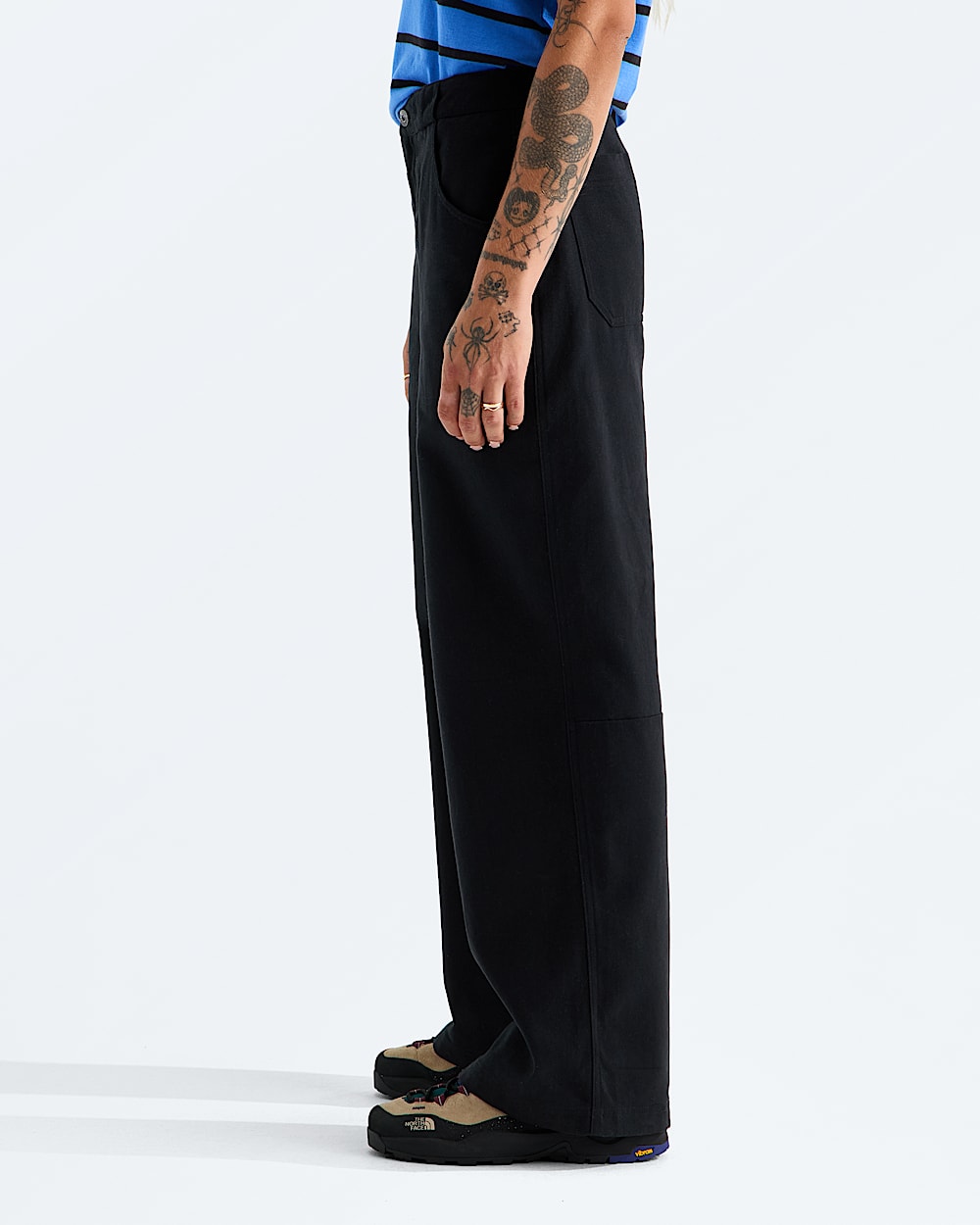 Womens Pinecrest WideLeg Pants TNF MODEL34